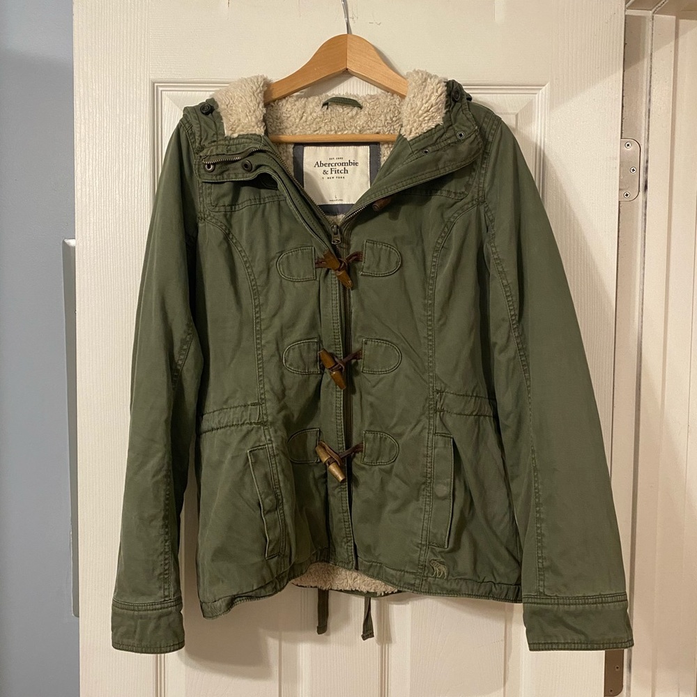 Abercrombie coat, very warm and comfy!